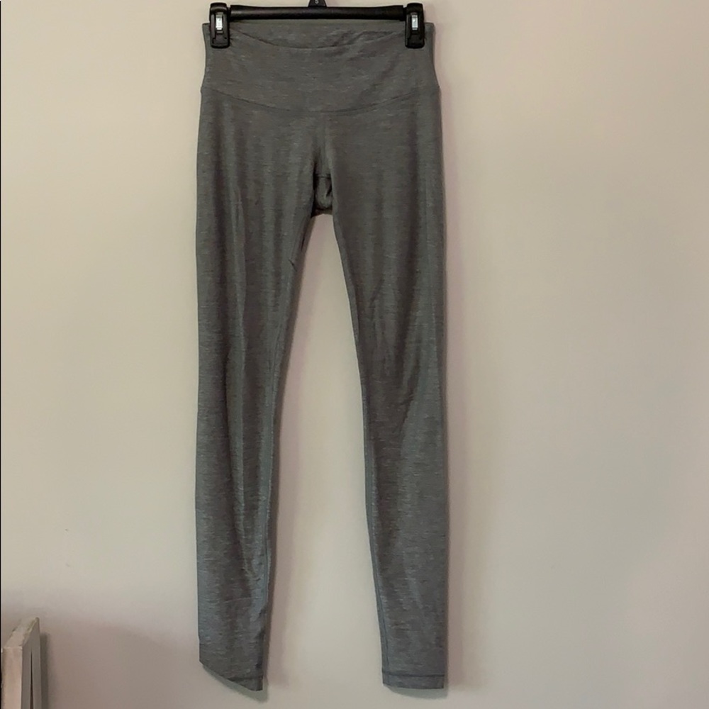 LULULEMON Grey Wonder-Under Leggings
